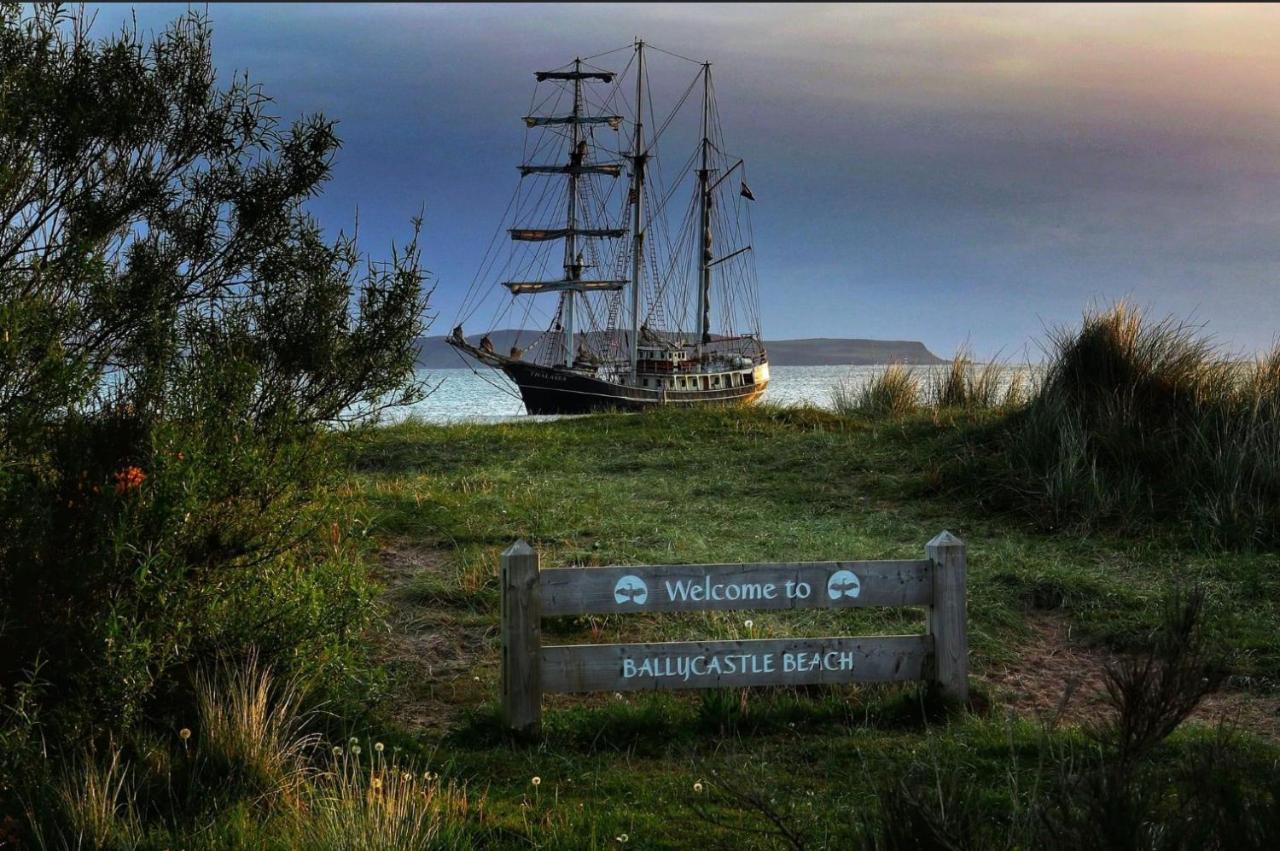 Ballycastle Hilltop Apartment Dış mekan fotoğraf