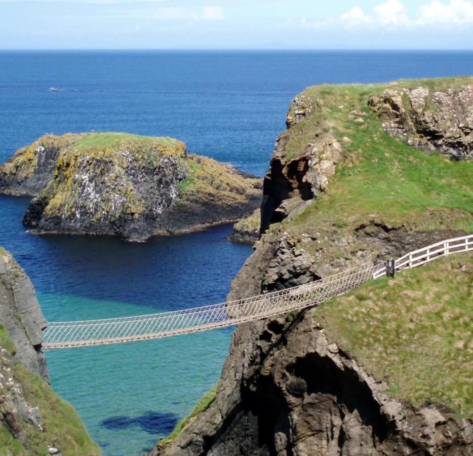 Ballycastle Hilltop Apartment Dış mekan fotoğraf