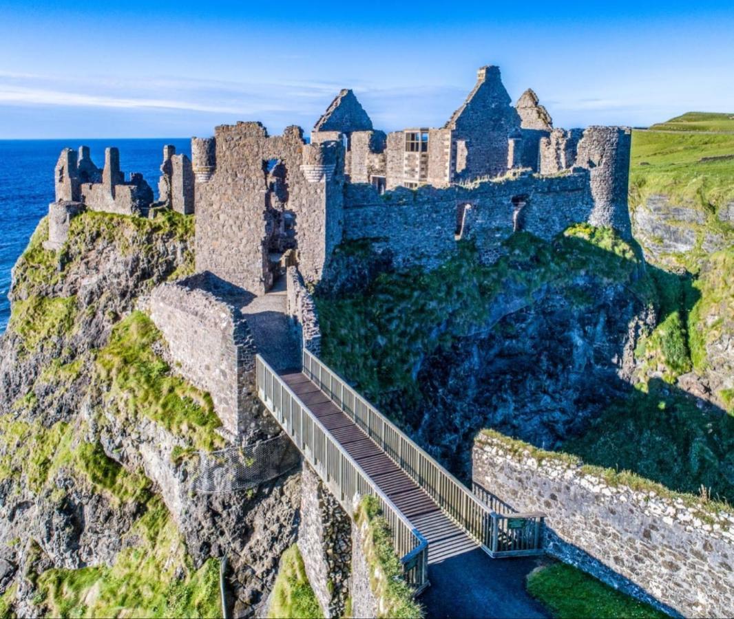 Ballycastle Hilltop Apartment Dış mekan fotoğraf
